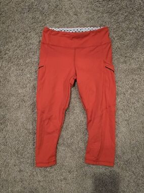 Fast And Free Coral Crop Leggings
